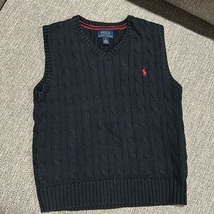 Polo cable vest
